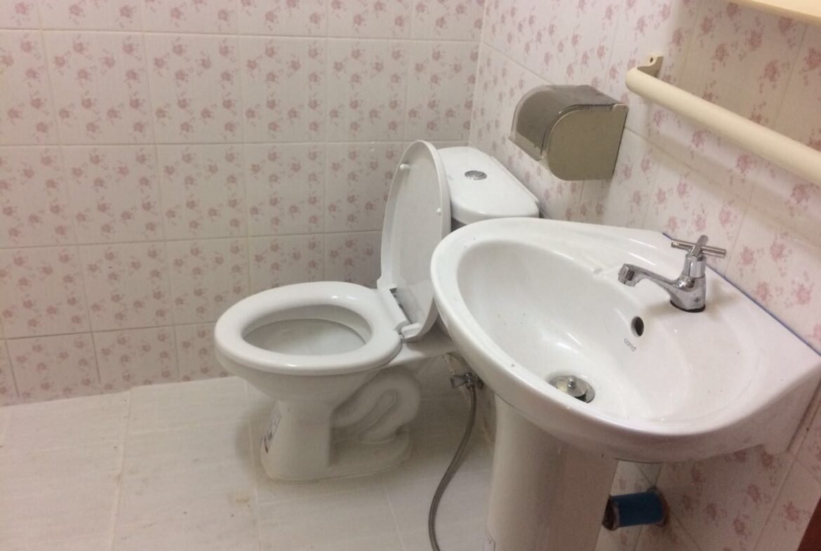 1170