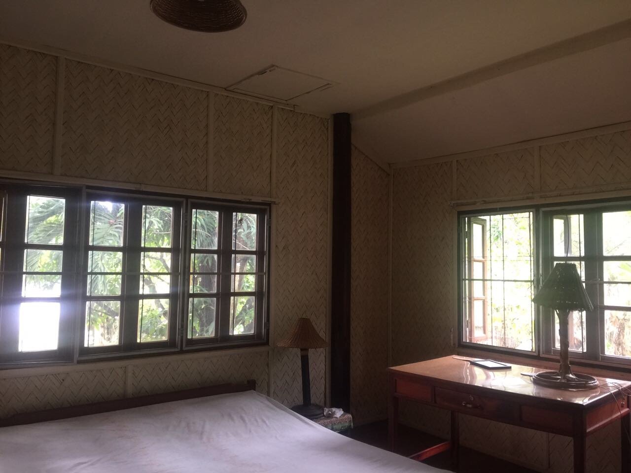 ID: 3772 – A lovely Lao style house near Embassy of Thailand for rent