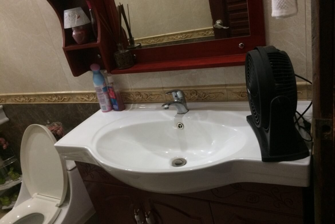 1170