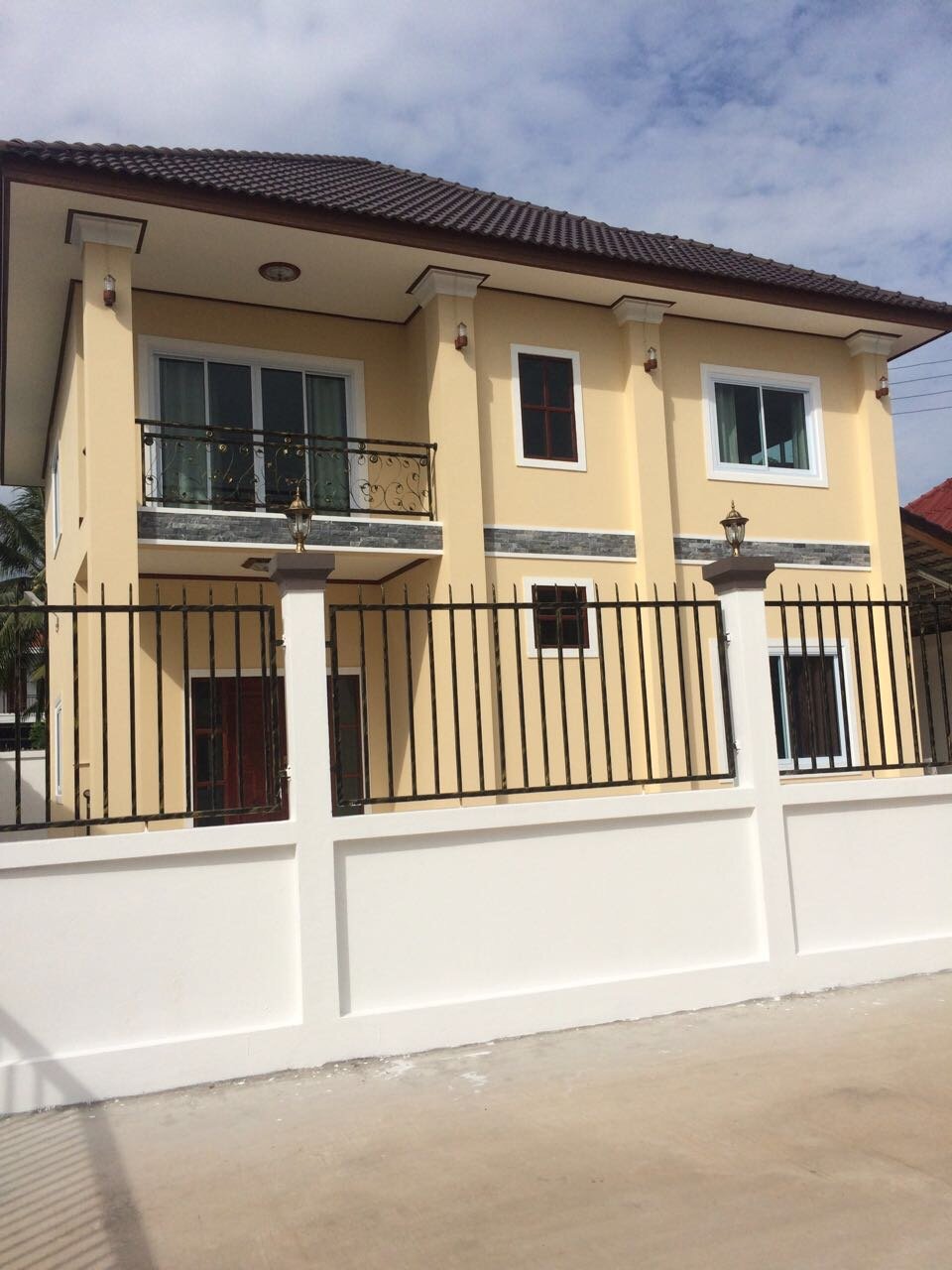 House-for-rent-Sisattank-Vientiane_06 ID: 3812 – New modern house with large garden and near 103 Hospital for rent