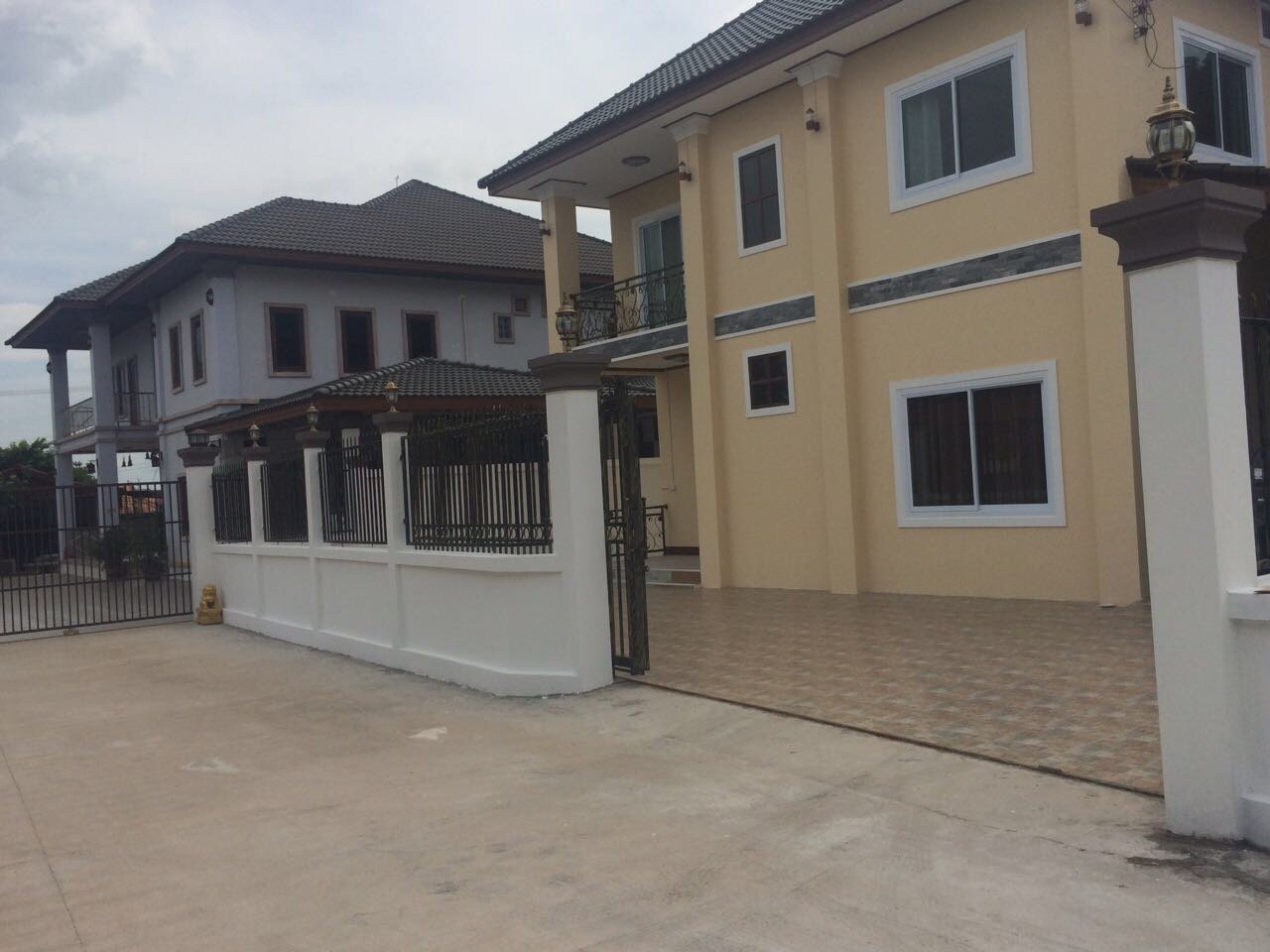 House-for-rent-Sisattank-Vientiane_07 ID: 3812 – New modern house with large garden and near 103 Hospital for rent