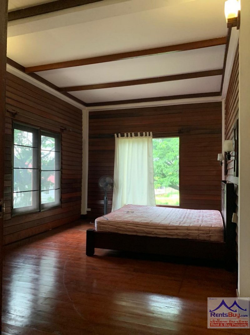4706-Beautiful Lao Style house for rent