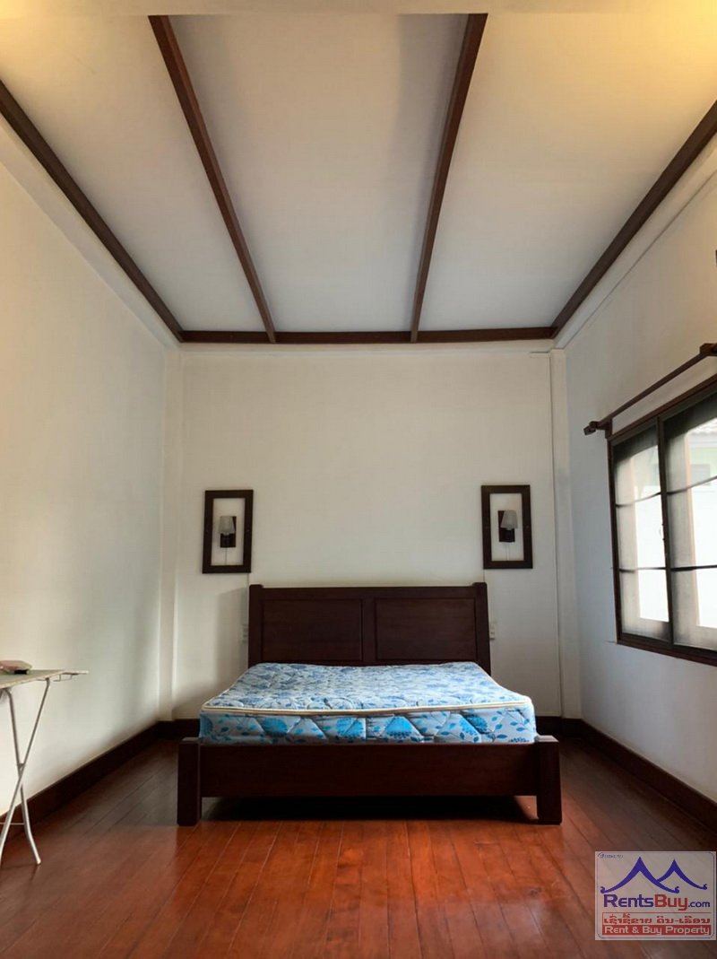 4706-Beautiful Lao Style house for rent