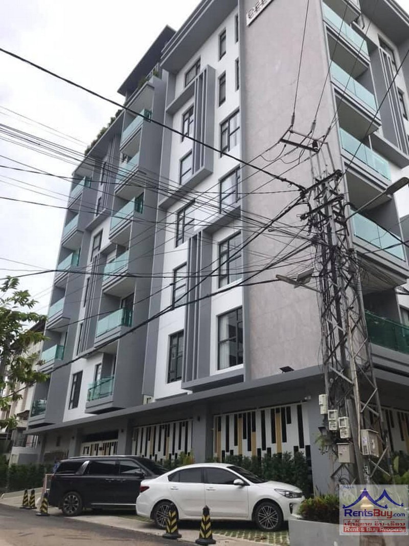 4712-Beautiful Modern and Minimal Apartment in Vientiane City Center for rent.
