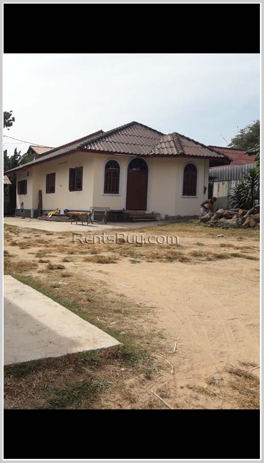 ID: 3853 – Pretty house with large parking space and near new American Embassy for sale