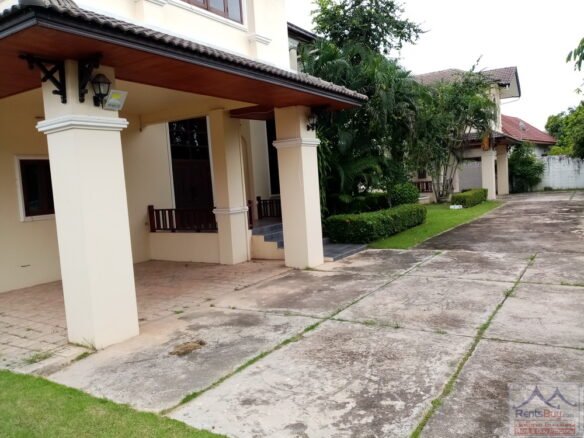 4689 – Twin house with fully furnished for rent in Mekong Community