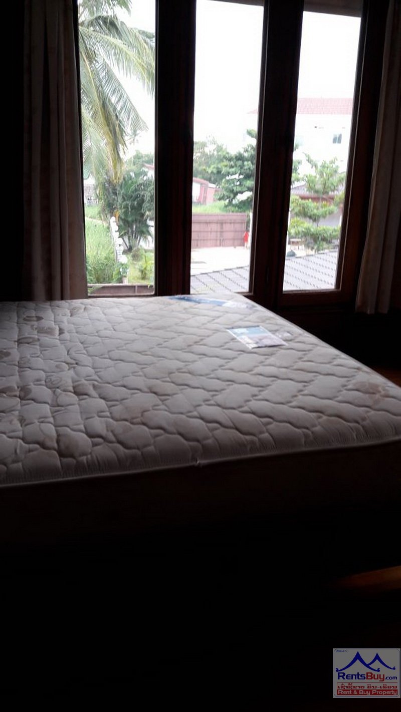 Laostylehouseforrentnearvis07 3695-Lao Style House with Swimming Pool for rent in Saphanthong Tai Village, Sisattanak District, near VIS
