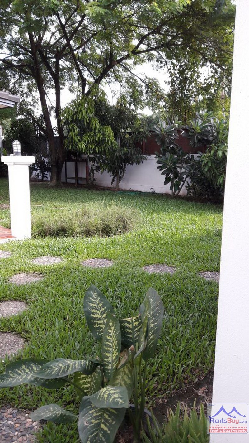 Laostylehouseforrentnearvis16 3695-Lao Style House with Swimming Pool for rent in Saphanthong Tai Village, Sisattanak District, near VIS