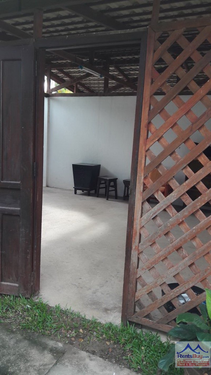 Laostylehouseforrentnearvis18 3695-Lao Style House with Swimming Pool for rent in Saphanthong Tai Village, Sisattanak District, near VIS