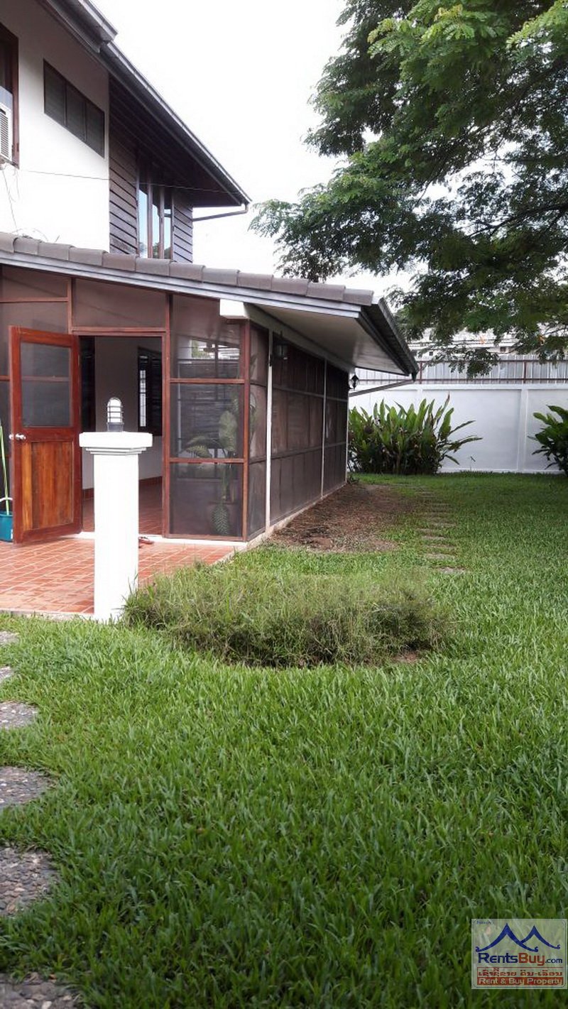 Laostylehouseforrentnearvis19 3695-Lao Style House with Swimming Pool for rent in Saphanthong Tai Village, Sisattanak District, near VIS