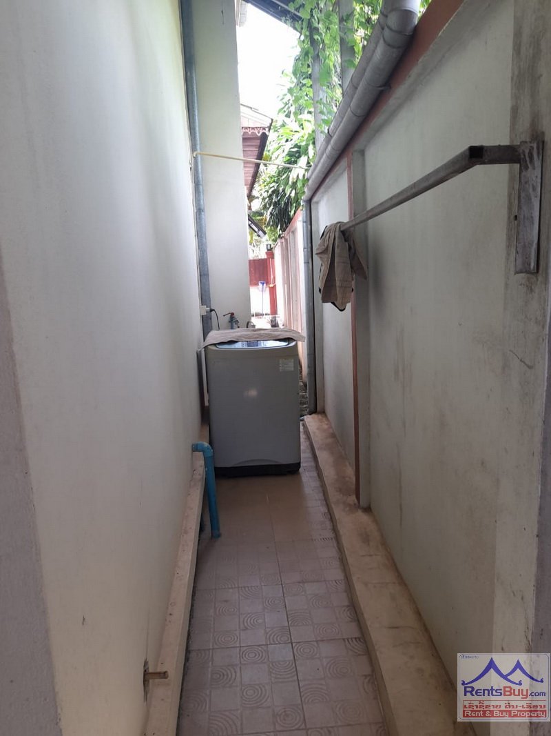 4762-Elegant house for rent in Saphanthong Tai, Sisattanak District, near VIS