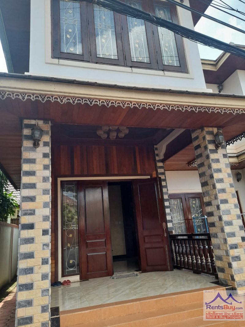4762-Elegant house for rent in Saphanthong Tai, Sisattanak District, near VIS