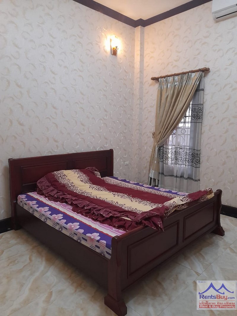 4762-Elegant house for rent in Saphanthong Tai, Sisattanak District, near VIS