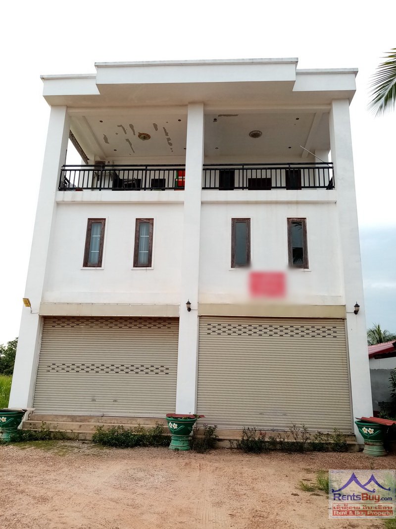 smart 4780-Shophouse for sale in Dankham Village, Sikhottabong near Mekong River