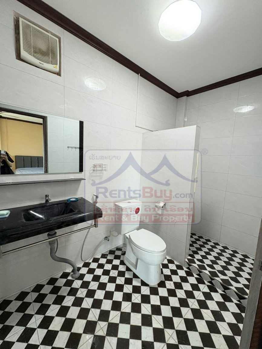 4759-Nice house for rent in Donkoi Village near Sethathirath hospital