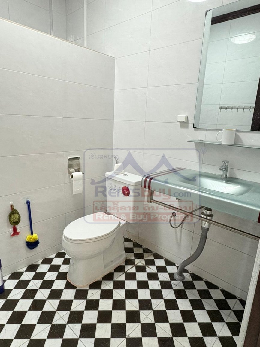 4759-Nice house for rent in Donkoi Village near Sethathirath hospital