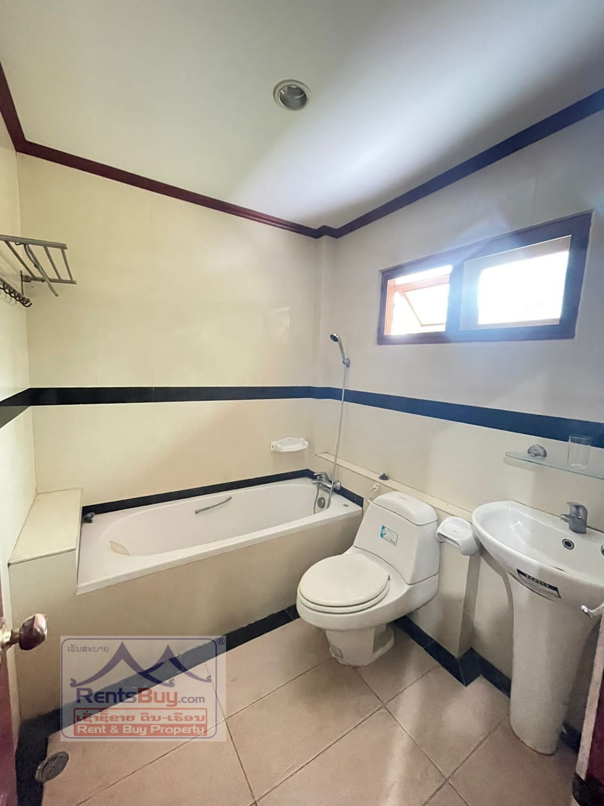 Modern house8 238-Beautiful house for rent nearby Wattay International Airport
