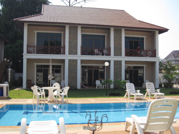 355-Comfortable fully furnished with swimming pool apartment near Singapore Embassy