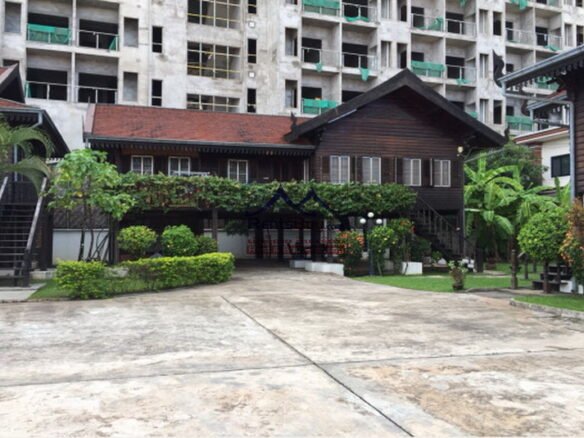 4198-Serviced House & Apartment for rent near Mercure Hotel