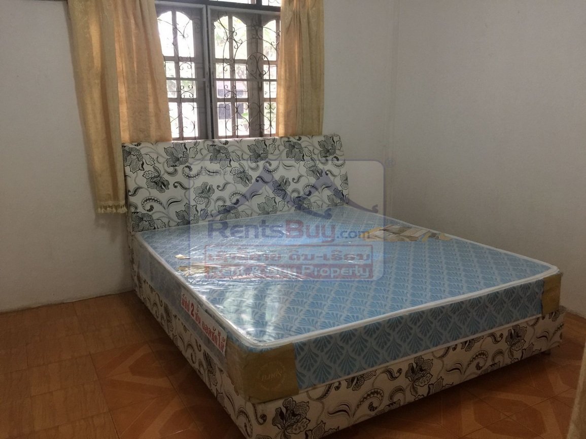 2518 – Small vila in quiet area near Sengdara fitness center
