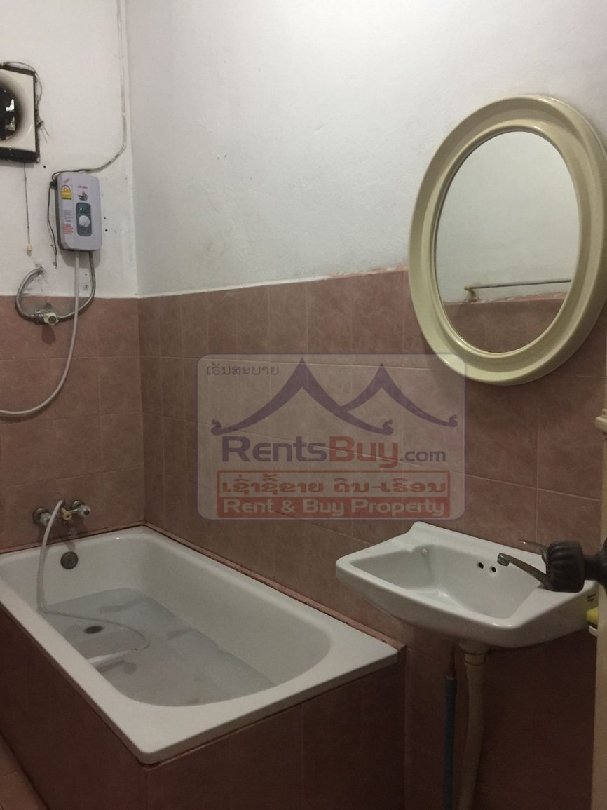 2518 – Small vila in quiet area near Sengdara fitness center