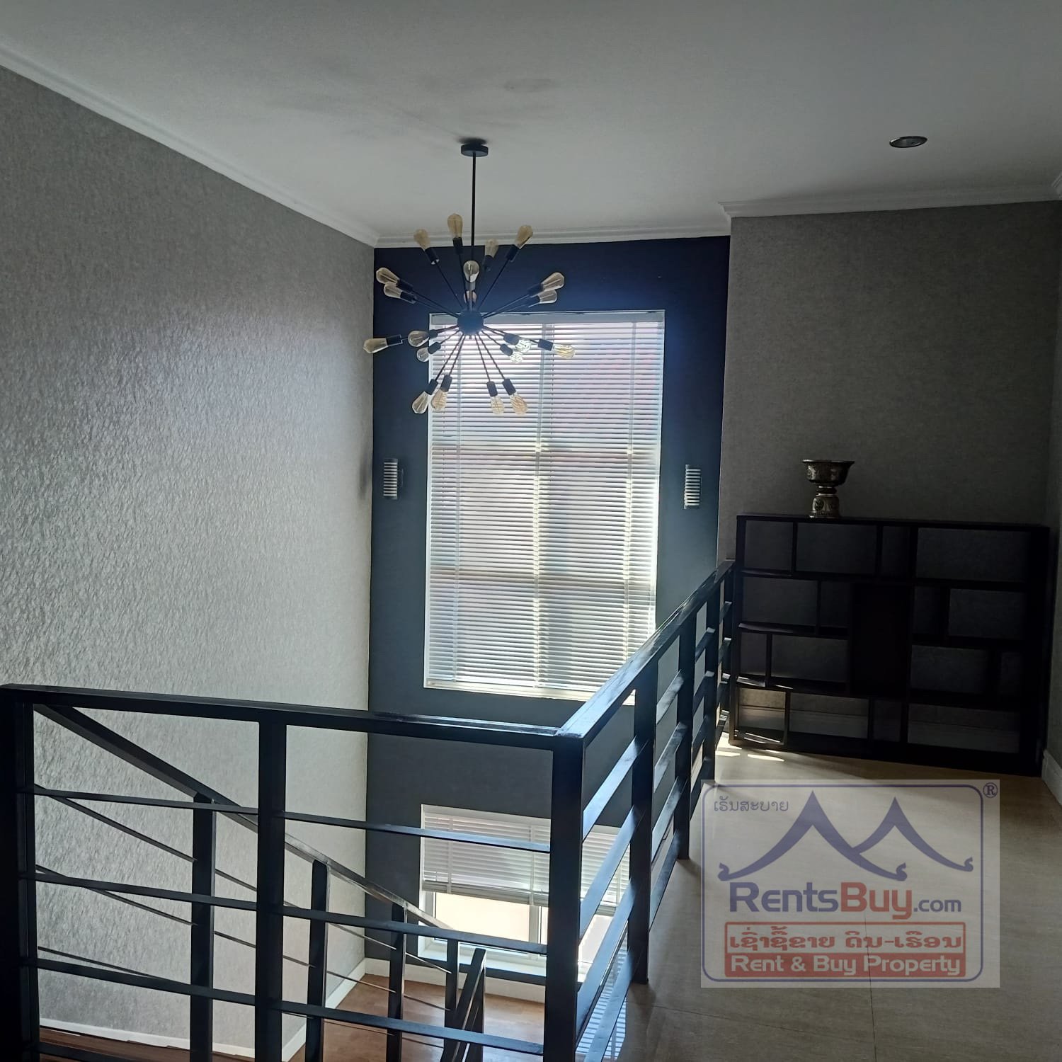 MOdern house1 4905-Beautiful modern house near Wattay International Airport for rent.