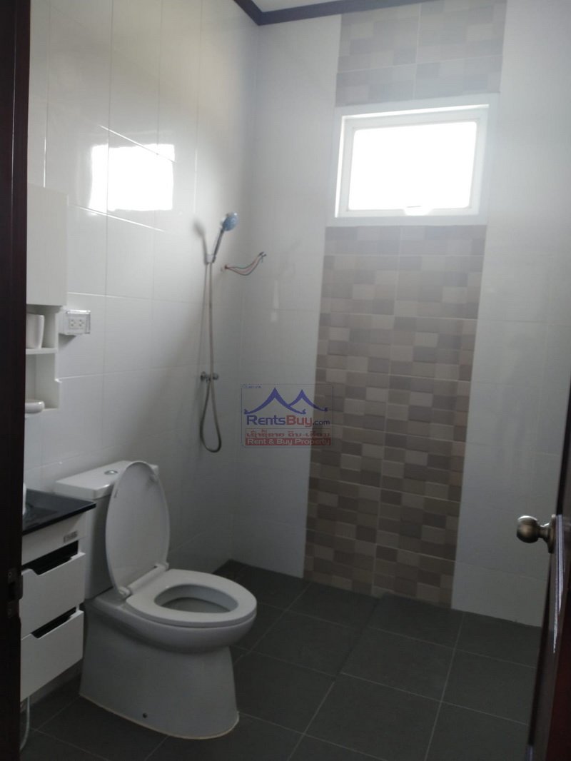 4019-Beautiful modern house near Saint Phila Convention Hall  for sale