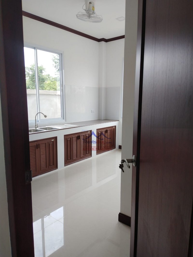 4019-Beautiful modern house near Saint Phila Convention Hall  for sale