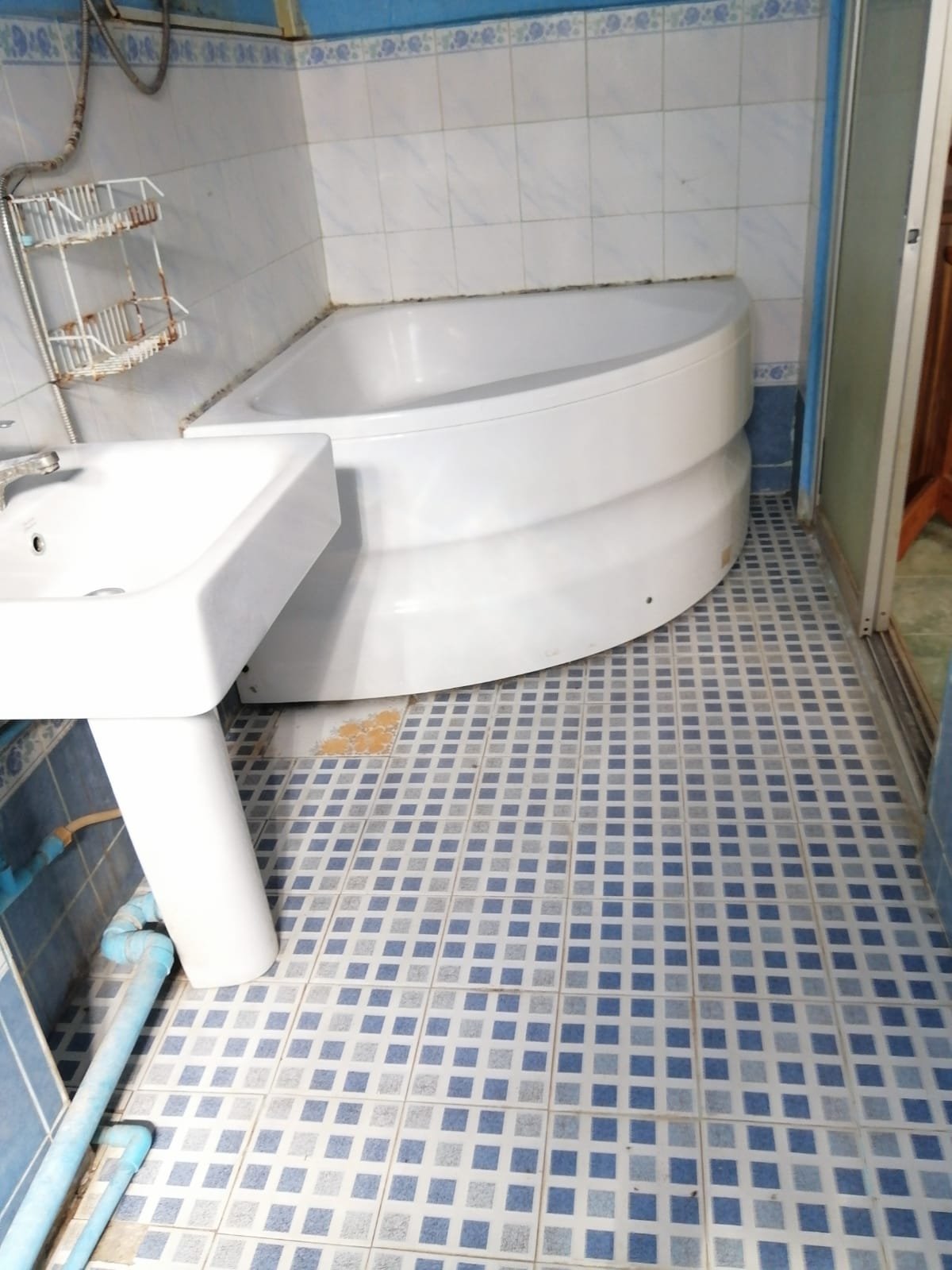 1066-Charming villa house near Australia International School for rent.