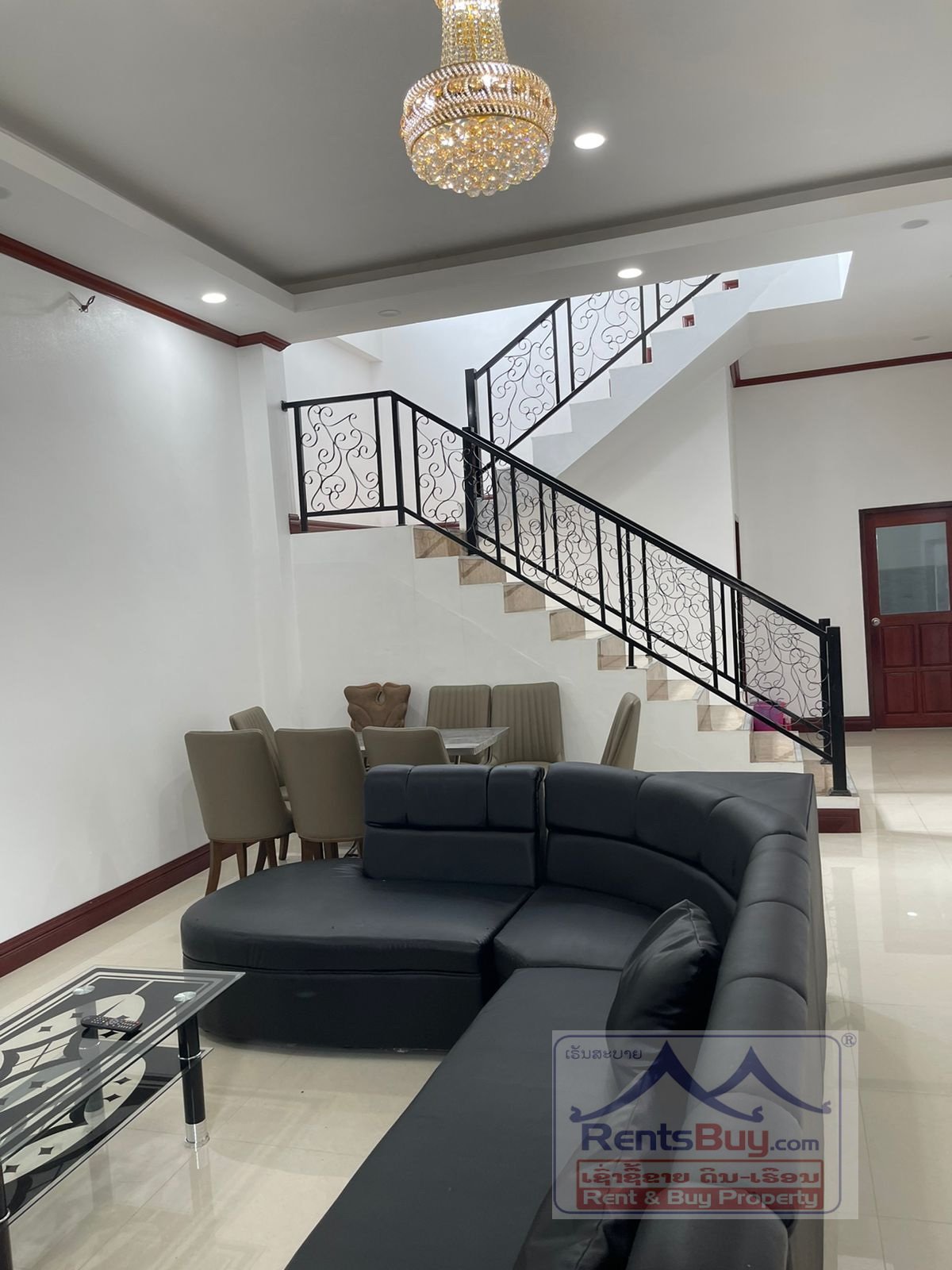 4911-Townhouse with a nice design in expat community for rent