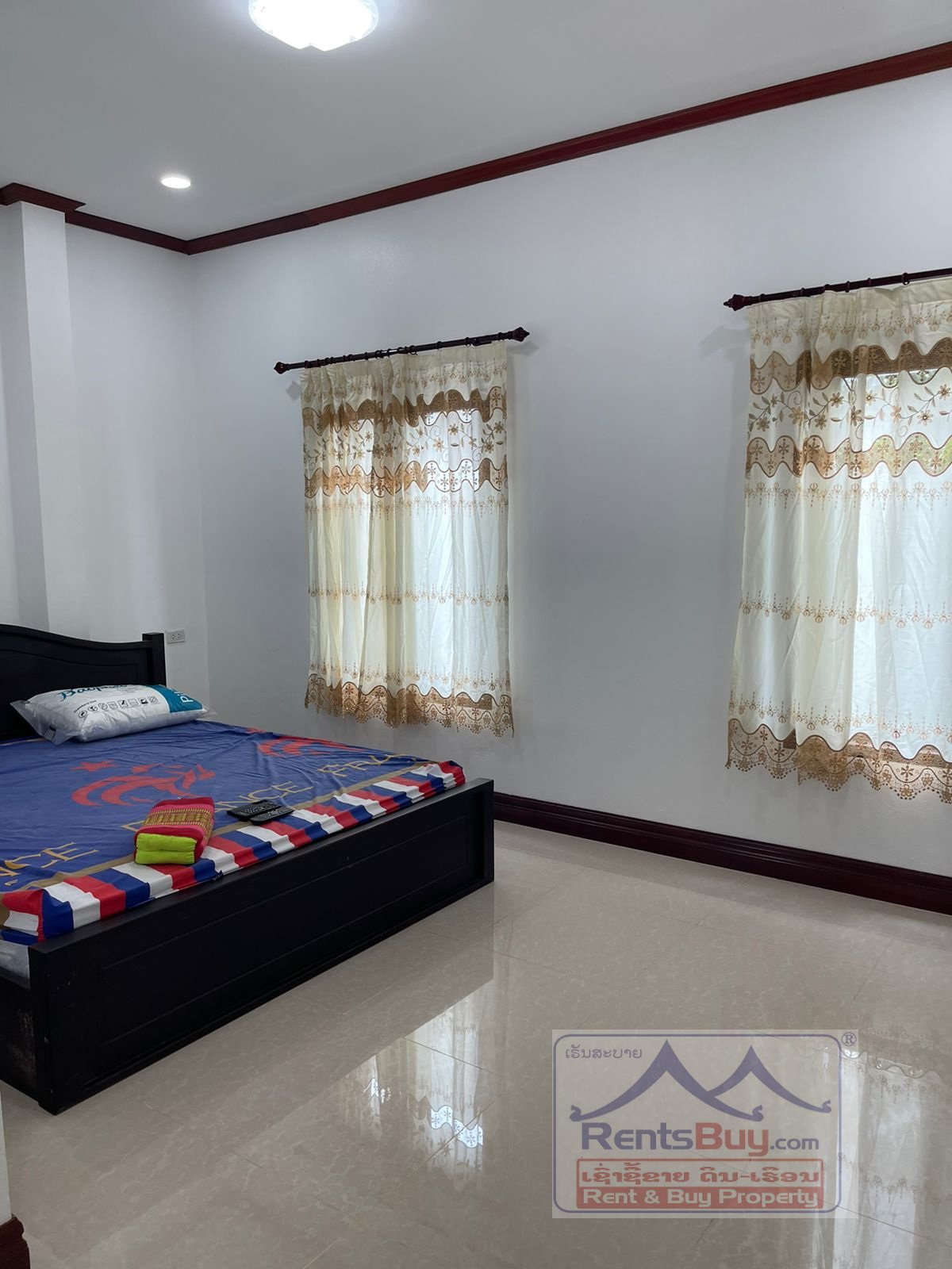 4911-Townhouse with a nice design in expat community for rent