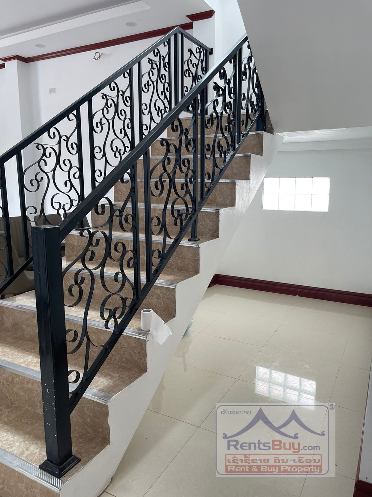 4911-Townhouse with a nice design in expat community for rent
