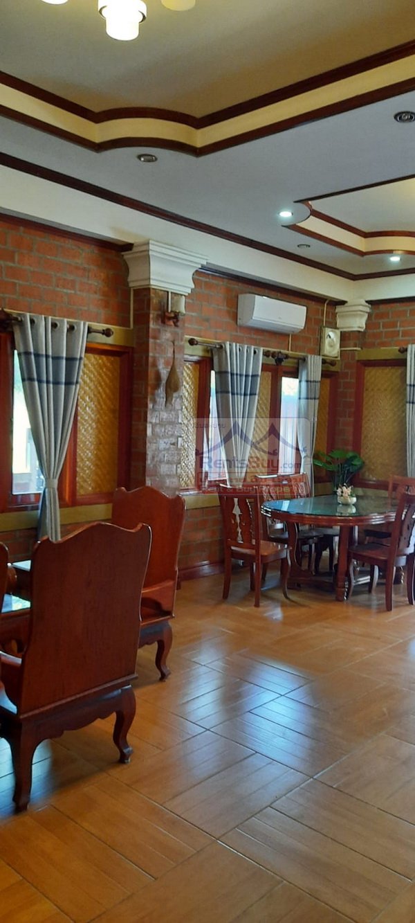 5013-The beautiful classic 4 bedroom house close to Chinese Community