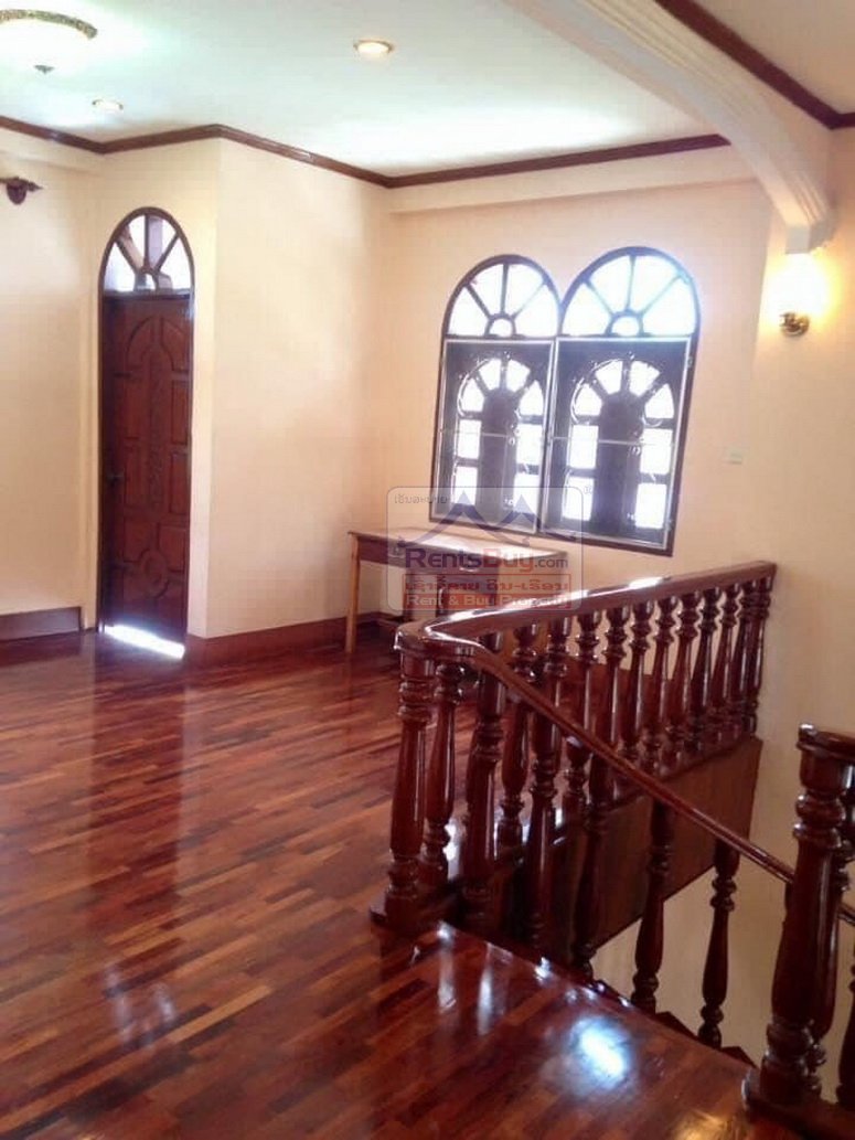 houseforrent06 5024-The adorable one and half villa house for rent close to Embassy of Thailand.