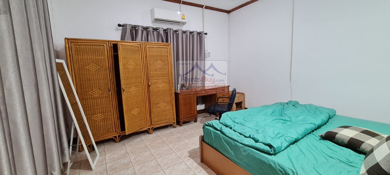 houseforrent19 5017-The charming villa house for rent close to Thatluang stupa.