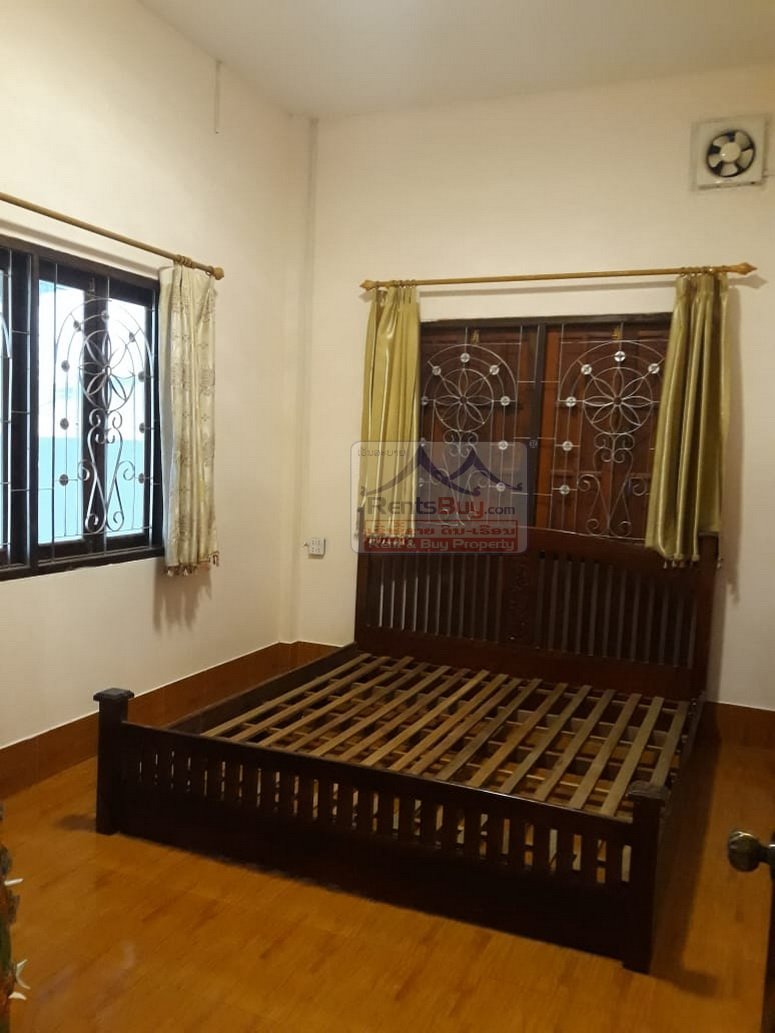 4988-The small villa house for sale and rent close to Lake view golf club Vientiane.
