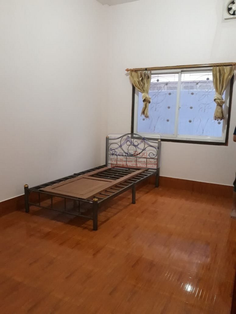 4988-The small villa house for sale and rent close to Lake view golf club Vientiane.