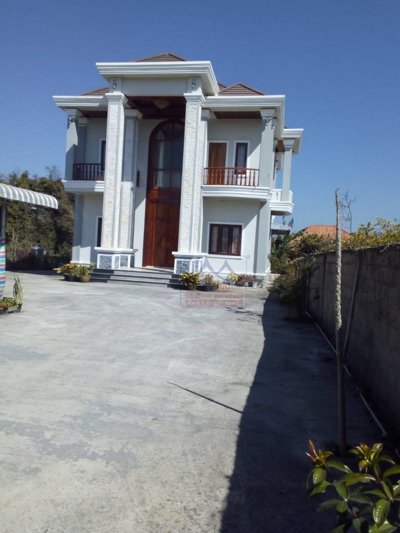 ThebeautifulhousevillasecondflorforrentJ 5087-Lovely 2 floor modern stylish house near Airport for rent in Plain of Jars Province (Xiengkuang)