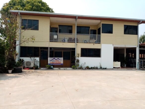 5044- Small affordable Apartment near Lao Itec shopping mall for rent.