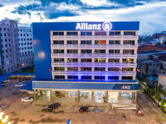 2928-Office Space for rent in Commercial Building in prime location of Vientiane
