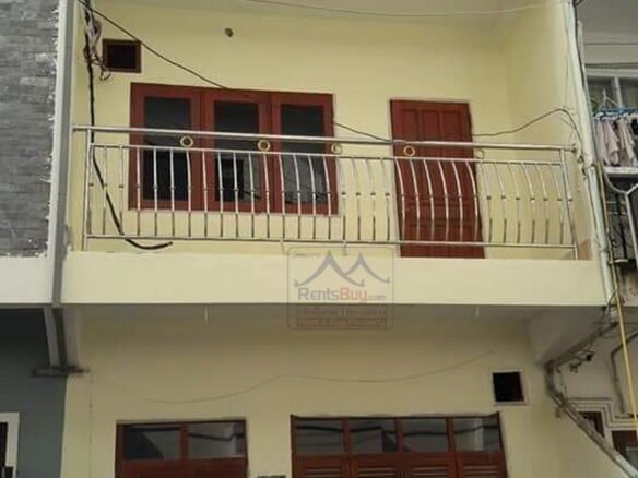 5081- Shop-house near Vientiane Center Shopping Mall for rent.