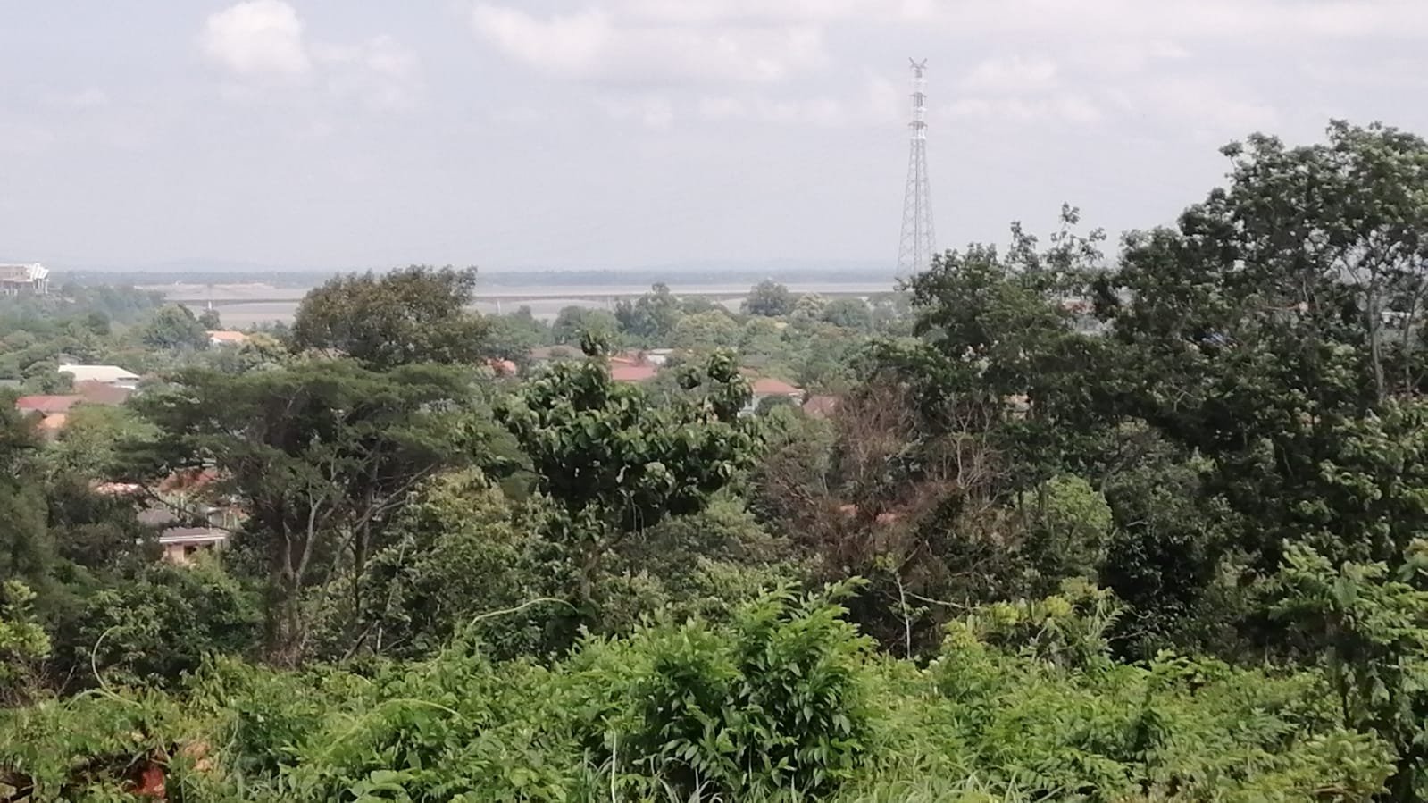 5 5185-Land in Pakse near Airport for sale