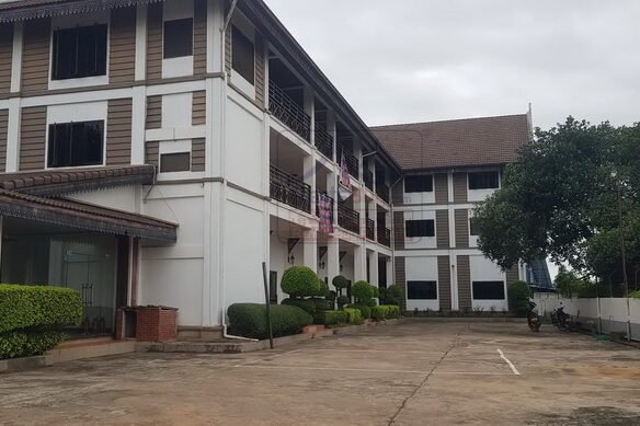 5183- Low rate Lao designed apartment for rent in diplomatic area