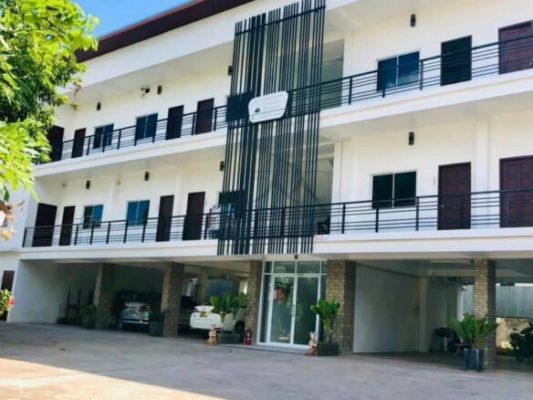 5224-Serviced Apartment  for rent located in the area of the Vientiane World Trade Center