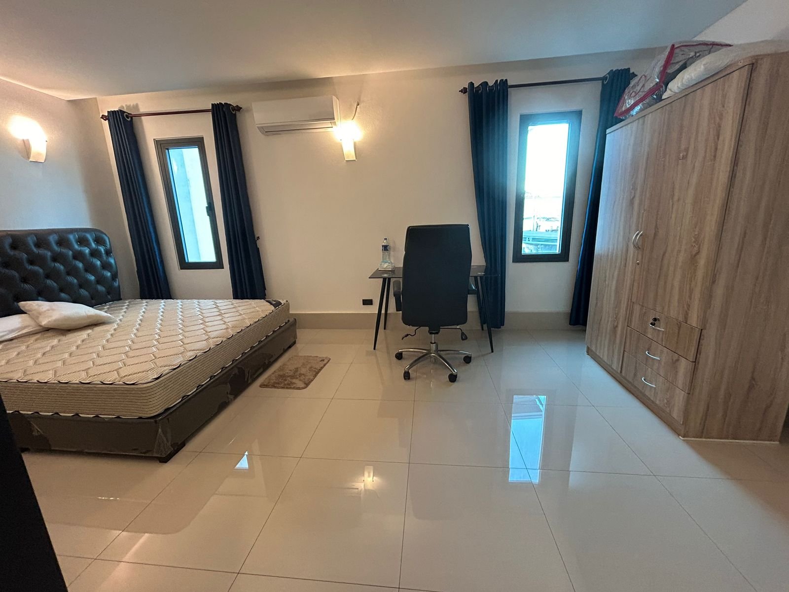 5102 – New town house near Wattay International Airport and Xangjieng Shopping Mall for rent or sale