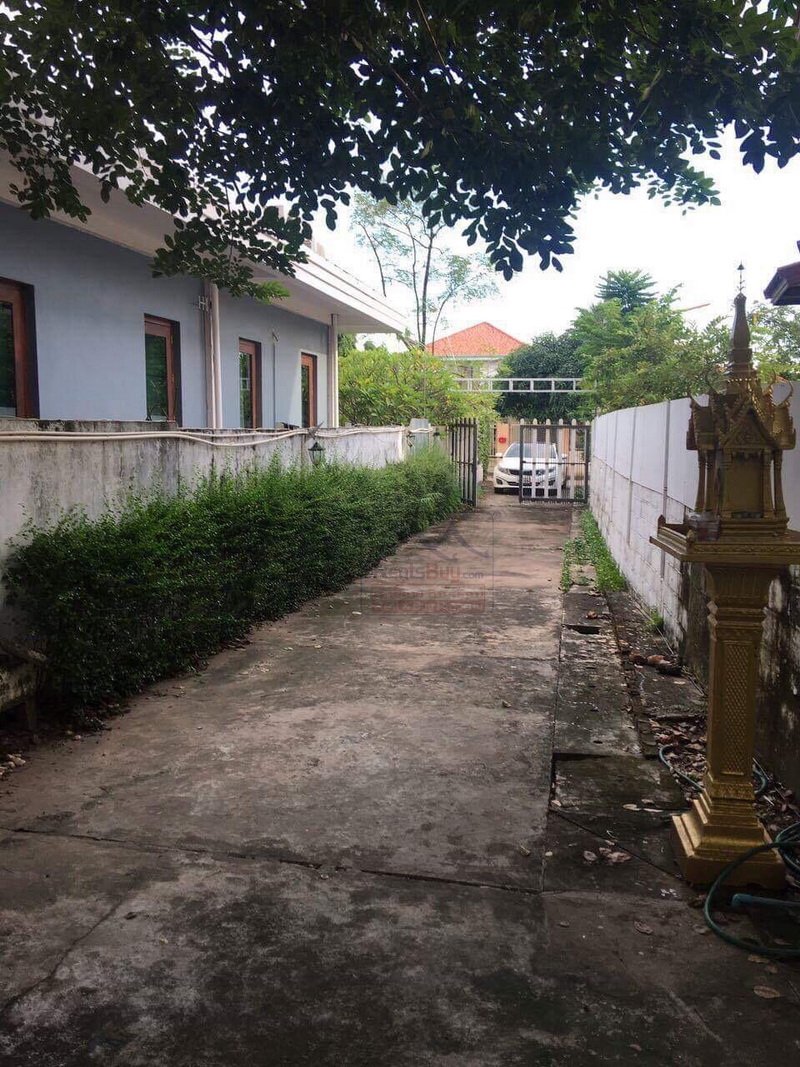 4291-Affordable villa near Lunglod Restaurant for sale in Ban Thongpanthong