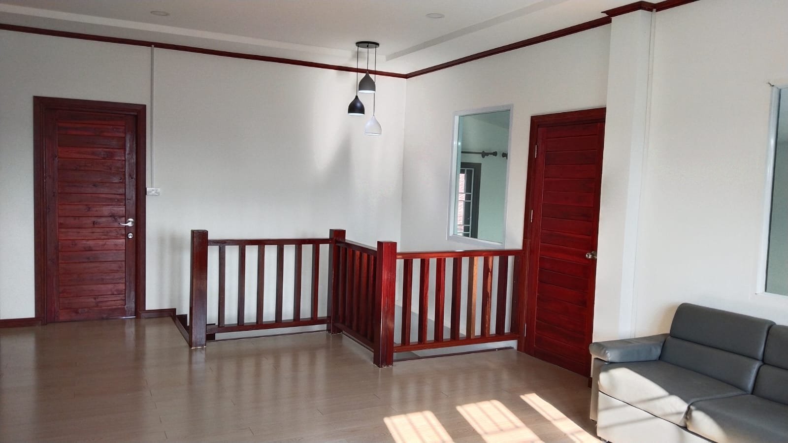 Modernforrent_09 5374-Two-storey modern house near Hospital and 103 Hospital