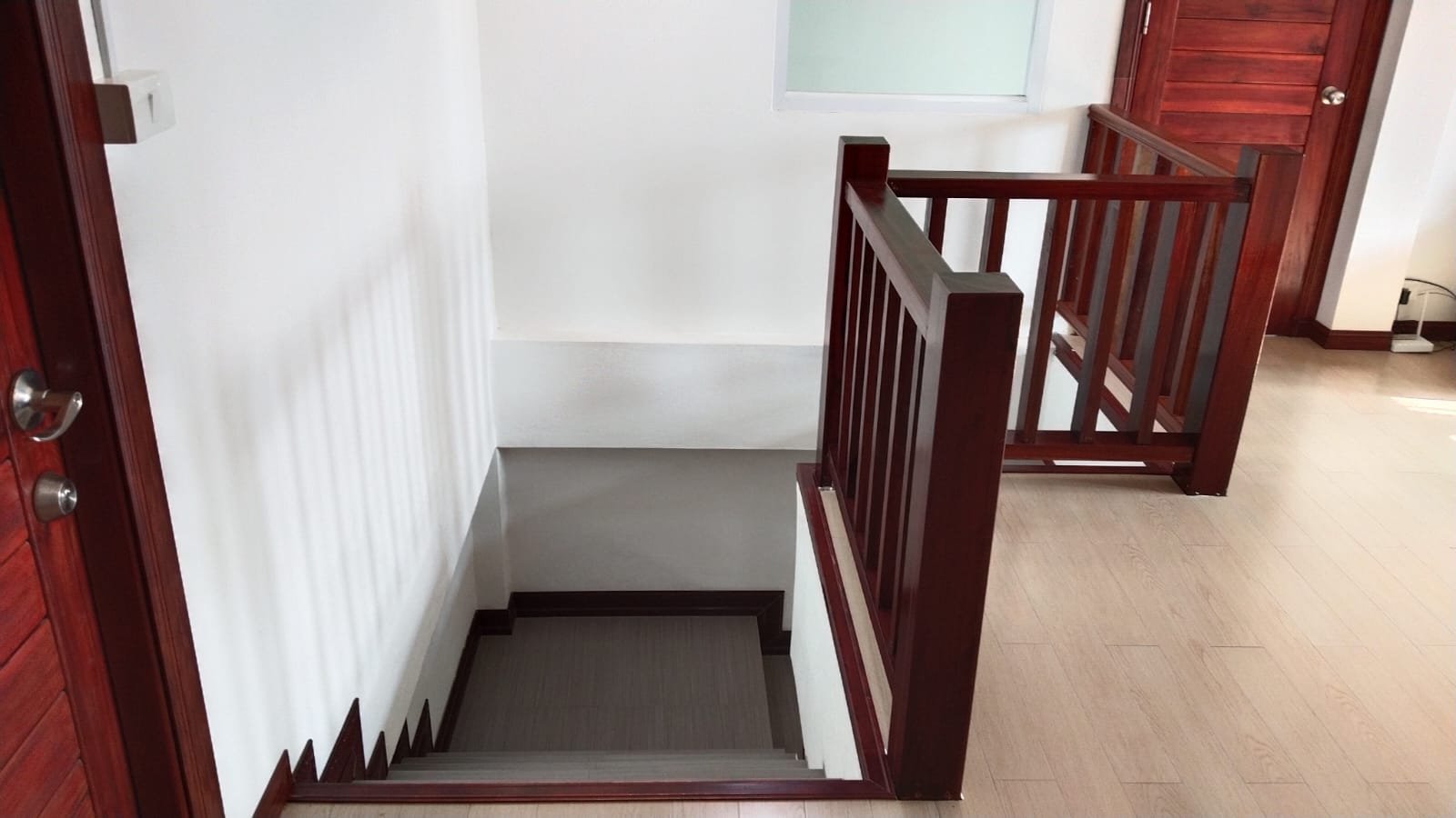 Modernforrent_12 5374-Two-storey modern house near Hospital and 103 Hospital