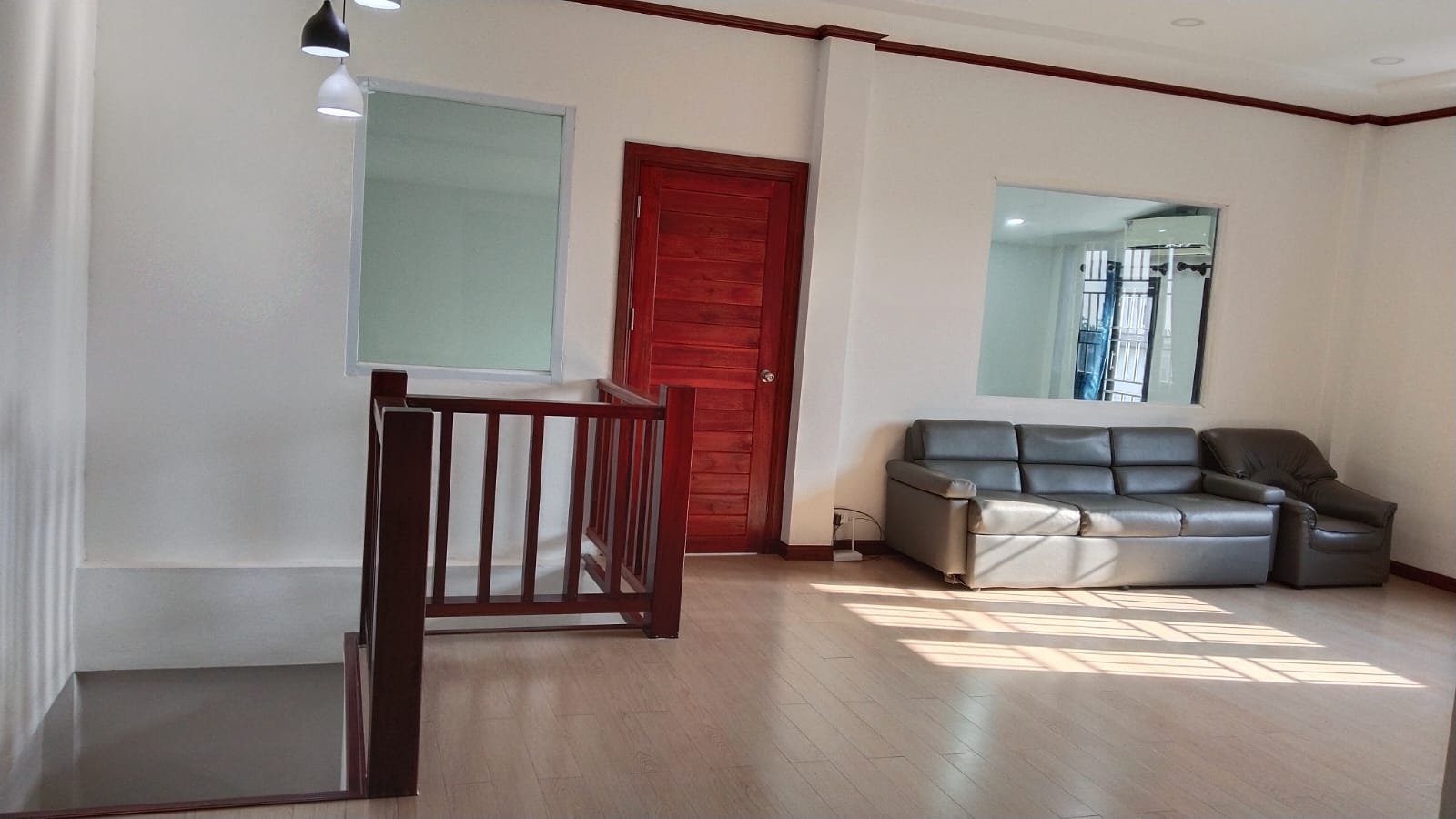 Modernforrent_15 5374-Two-storey modern house near Hospital and 103 Hospital