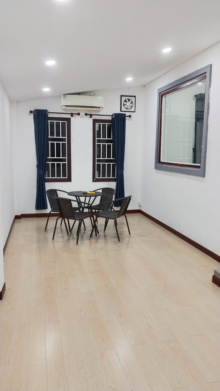 Modernforrent_16 5374-Two-storey modern house near Hospital and 103 Hospital